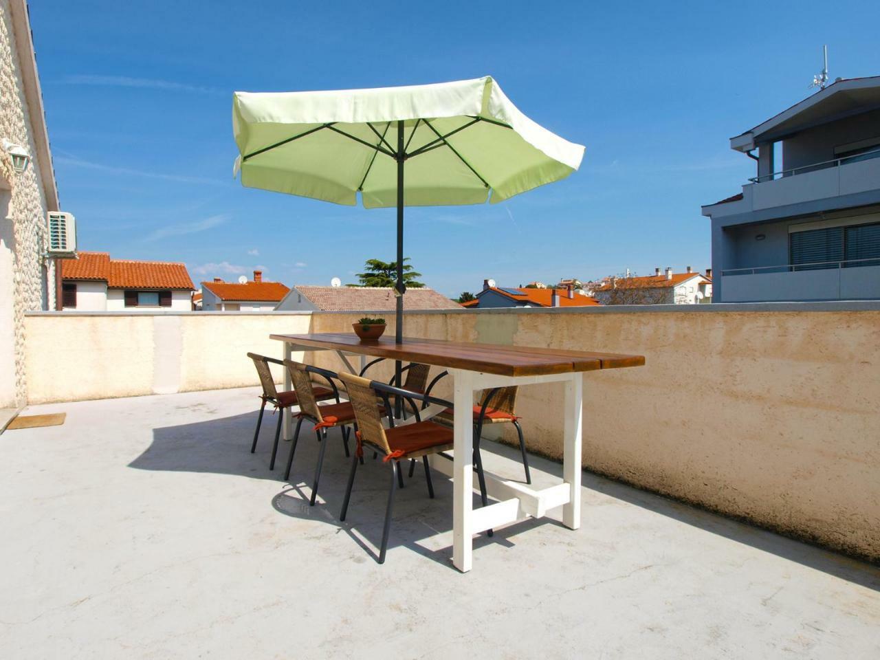 Appartement Apartemnts Guido 762 à Pjescana Uvala Extérieur photo