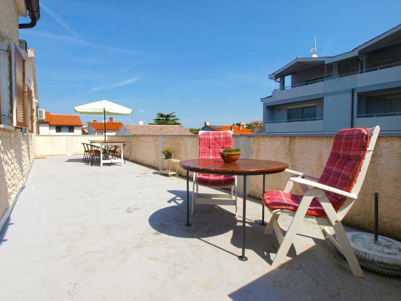 Appartement Apartemnts Guido 762 à Pjescana Uvala Extérieur photo