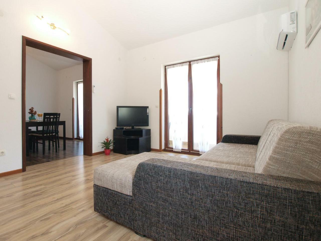 Appartement Apartemnts Guido 762 à Pjescana Uvala Extérieur photo