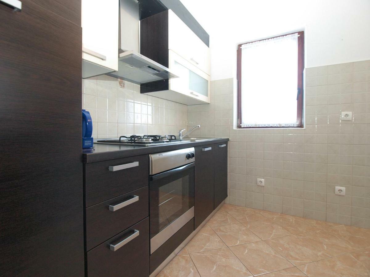 Appartement Apartemnts Guido 762 à Pjescana Uvala Extérieur photo